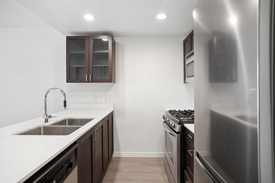 205 4815 Eldorado Mews