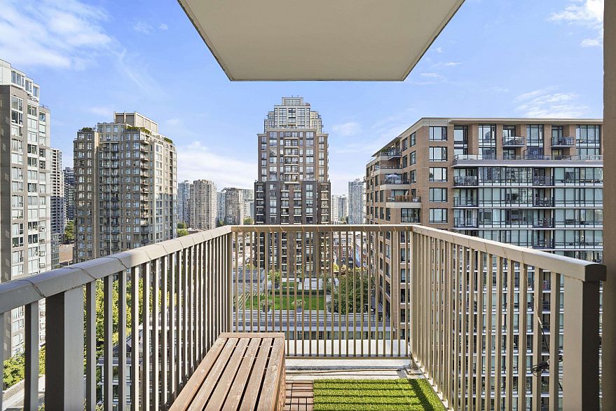 1708 1055 Richards Street