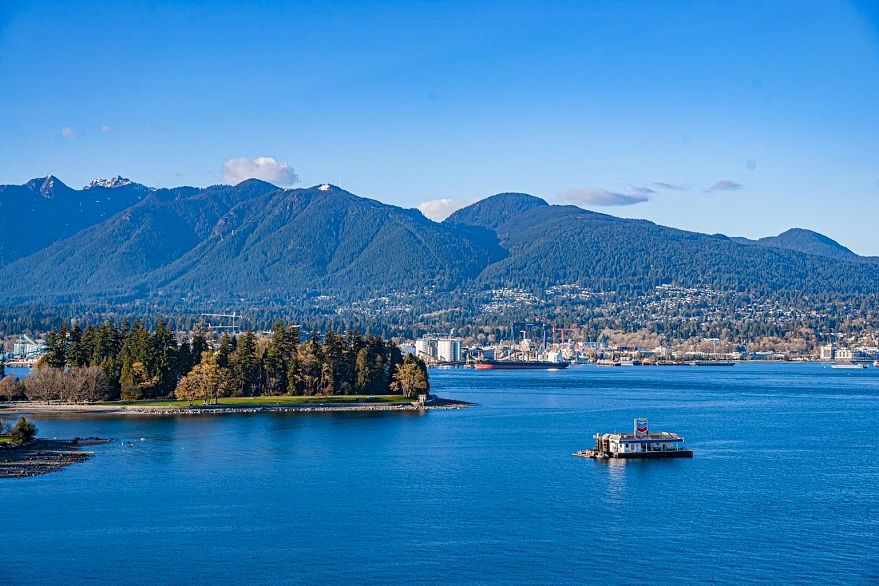 1301 1233 W Cordova Street