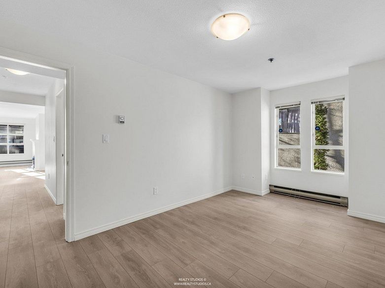 202 966 W 14th Avenue