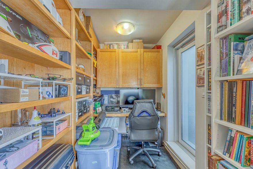 TH29 1295 W Cordova Street