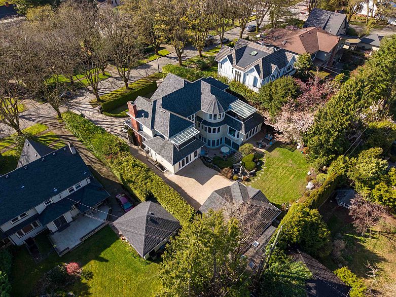 6388 Wiltshire Street