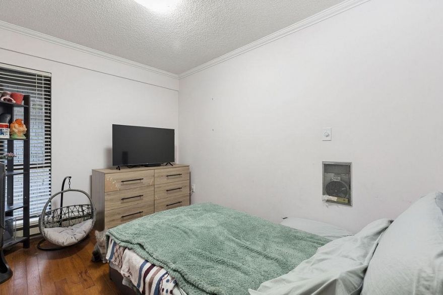 211 444 W 49th Avenue