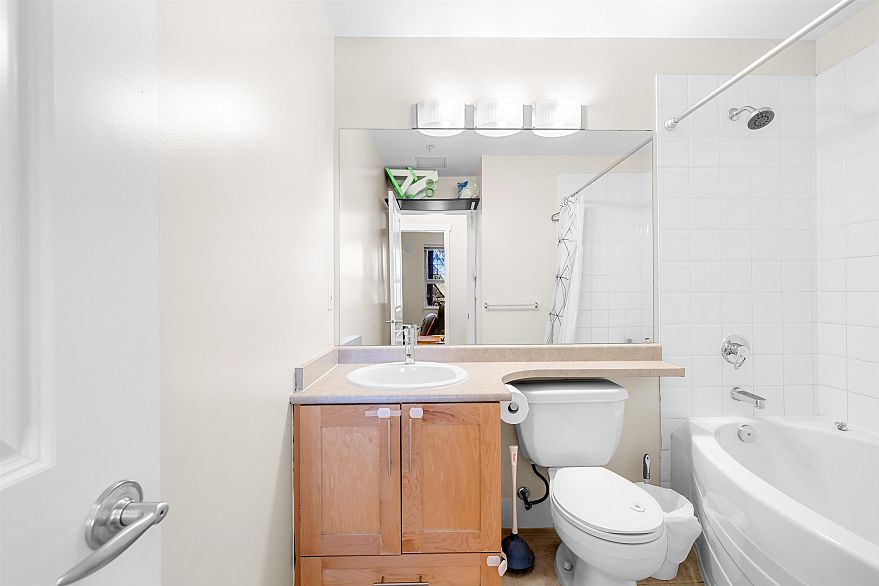 1217 4655 Valley Drive