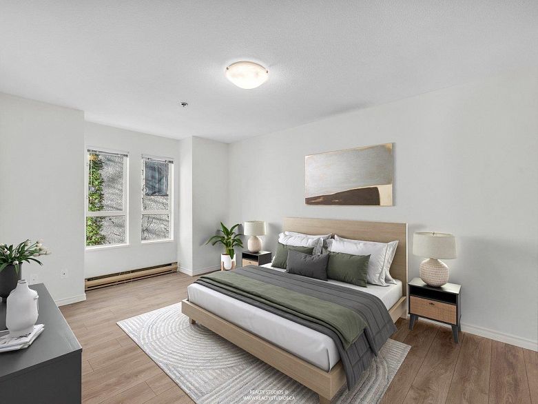 202 966 W 14th Avenue