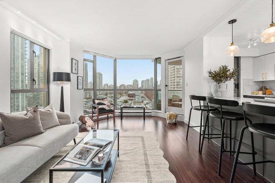 501 888 Hamilton Street