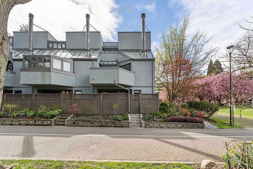 217 1477 Fountain Way