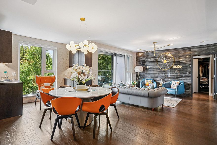 304 7128 Adera Street