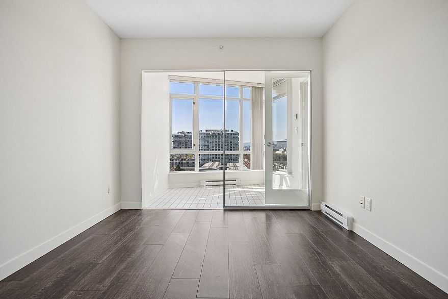 1001 4815 Eldorado Mews