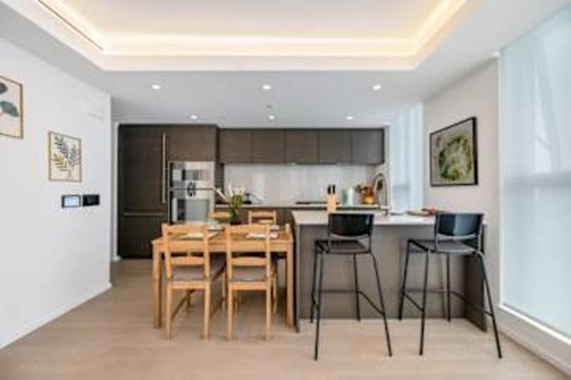 1903 1408 Robson Street