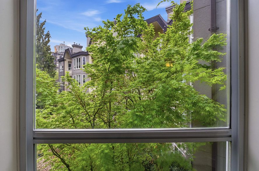 307 1230 Haro Street