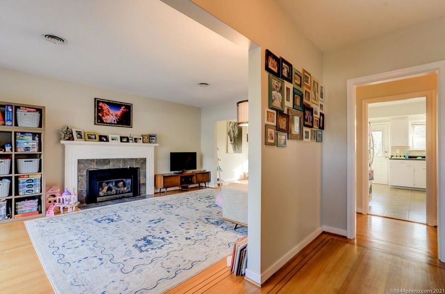 2016 W 48th Avenue
