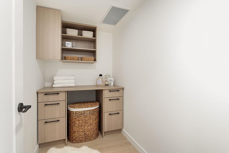 197 W King Edward Avenue