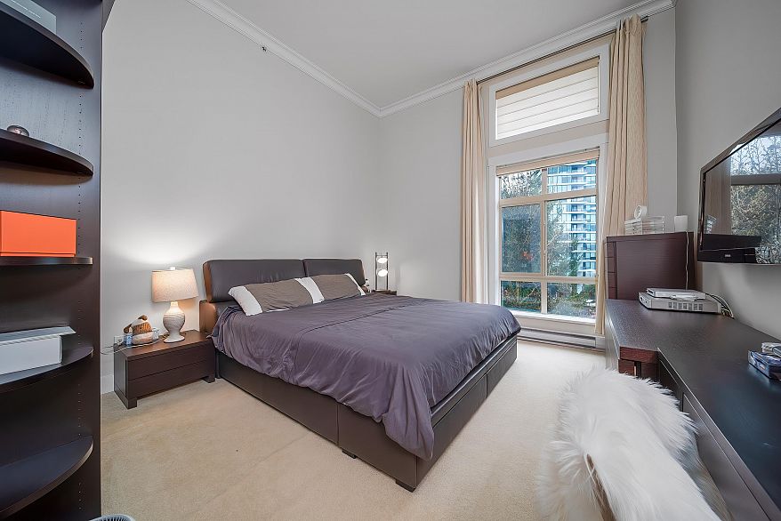 406 5779 Birney Avenue