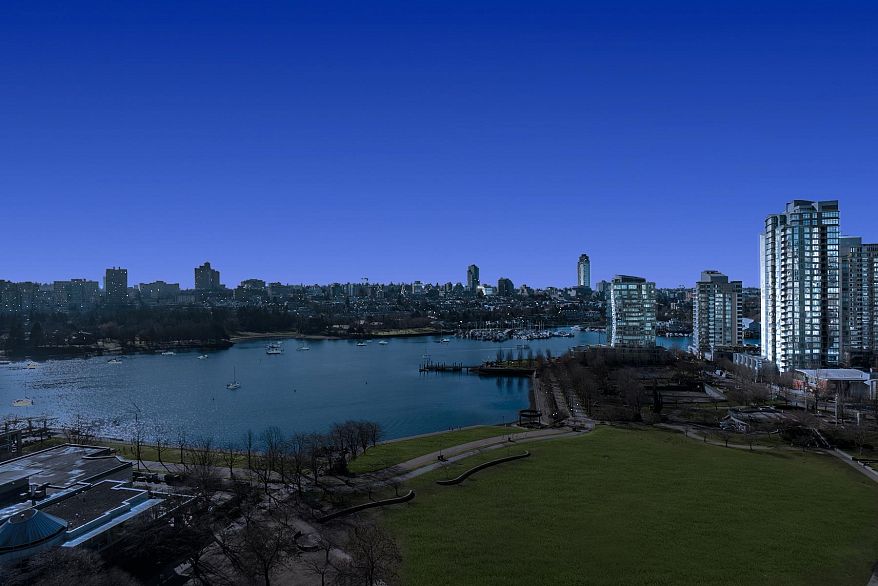 18A 199 Drake Street