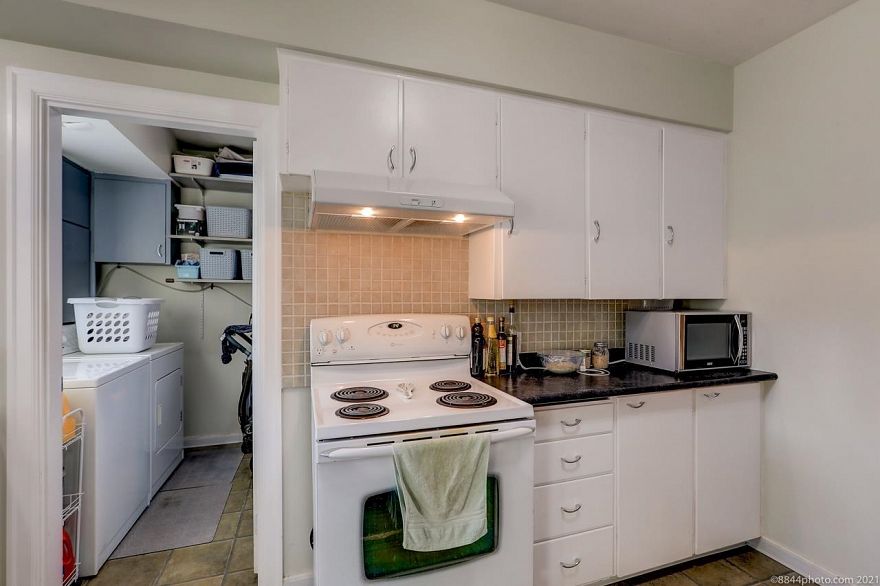 2016 W 48th Avenue