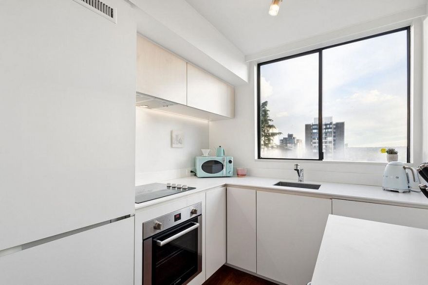 902 1108 Nicola Street