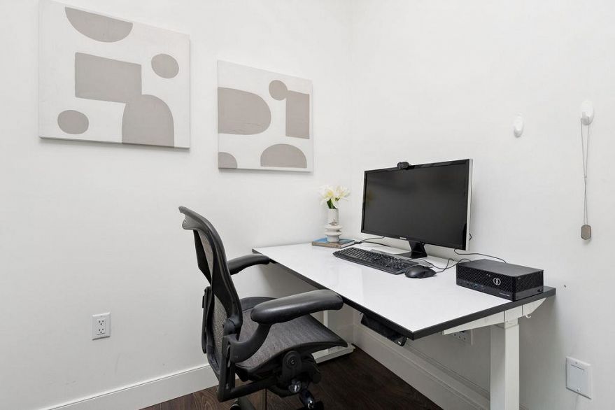 607 168 E 35th Avenue