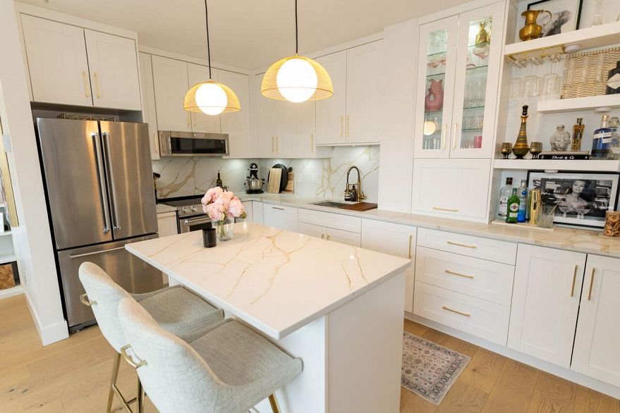 206 2630 Arbutus Street