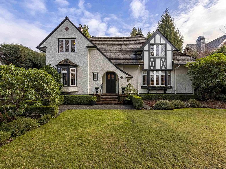 4388 Angus Drive
