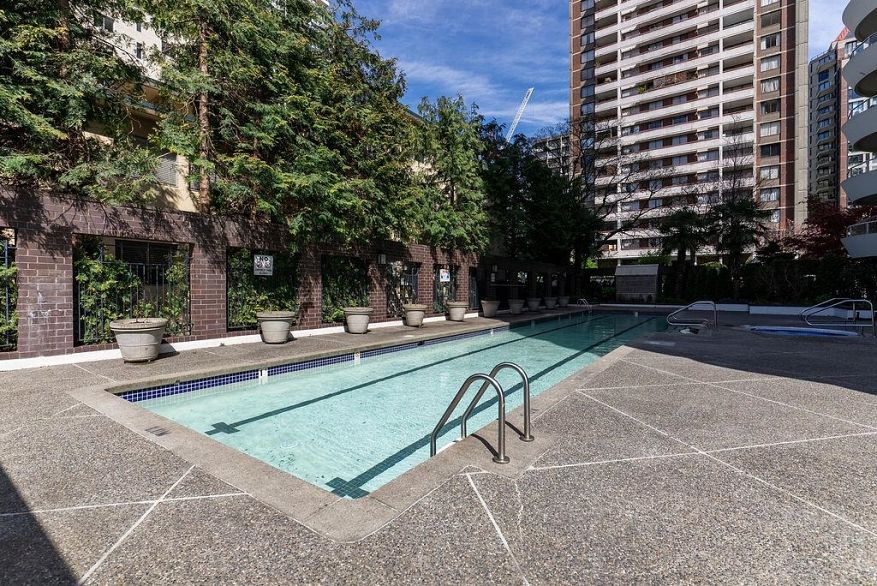 403 1020 Harwood Street