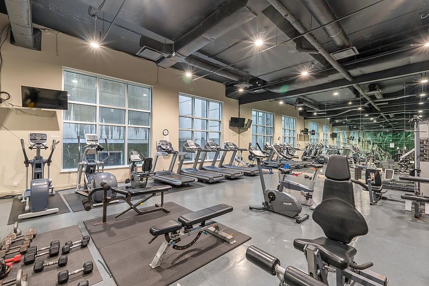 1832 938 Smithe Street