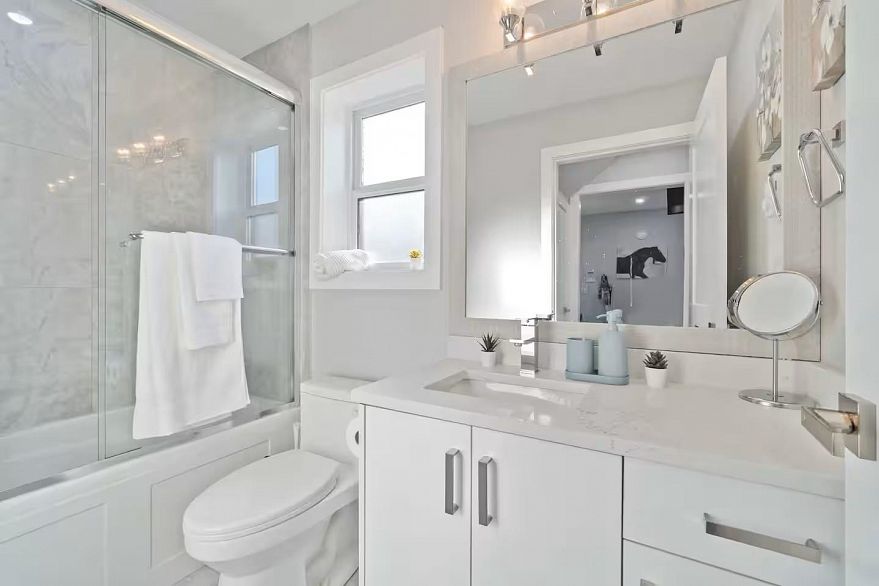 2984 Kitchener Street