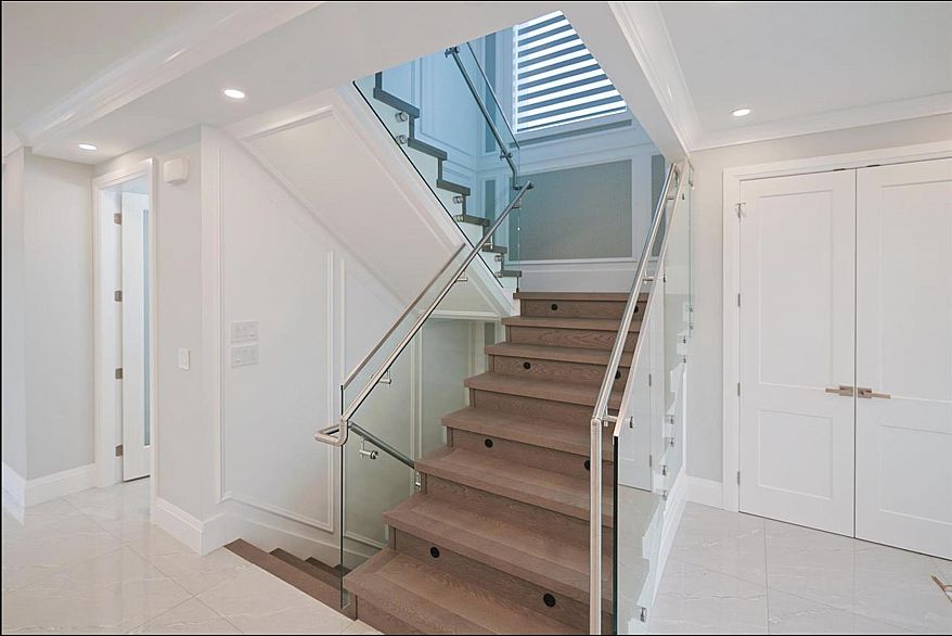 2984 Kitchener Street