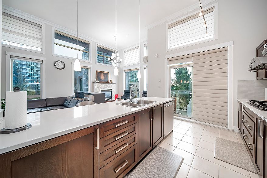 406 5779 Birney Avenue