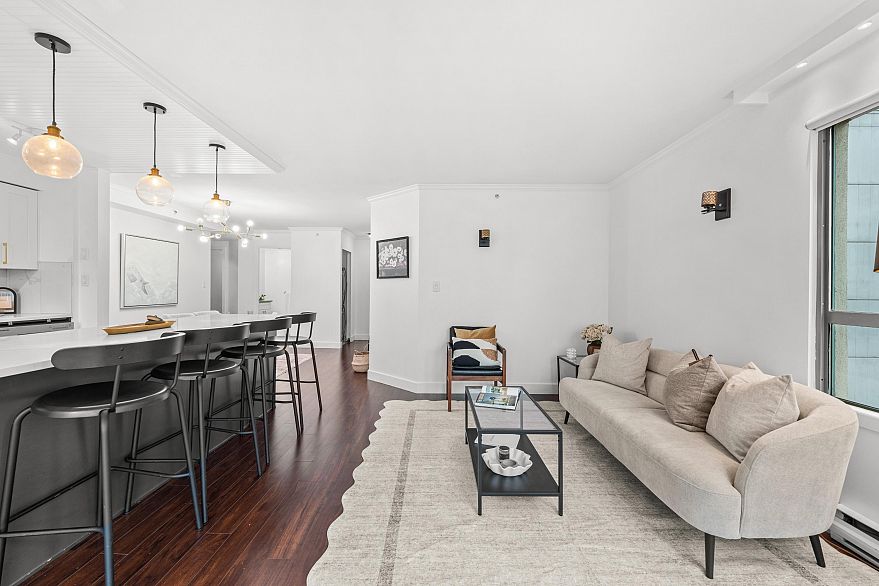 501 888 Hamilton Street