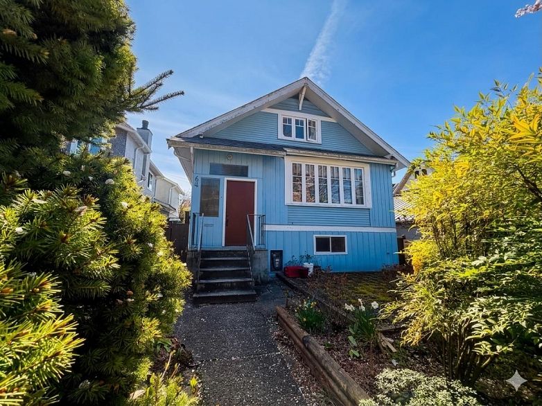 64 W 14th Avenue