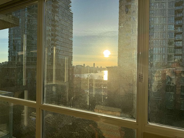 706 189 National Avenue