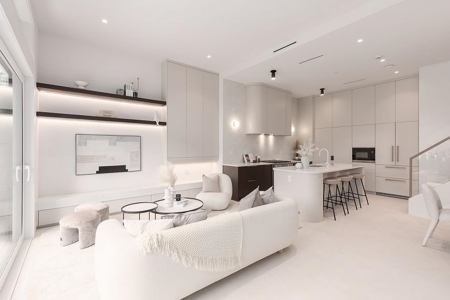 1 3617 W 12th Avenue