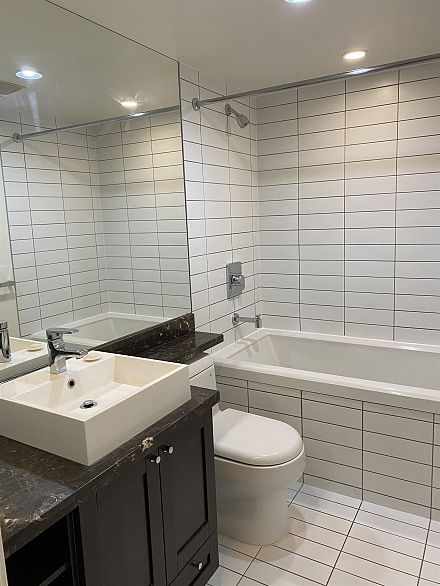 211 4818 Eldorado Mews