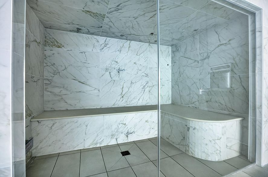 305 560 Cardero Street