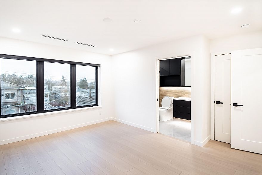 7960 Inverness Street