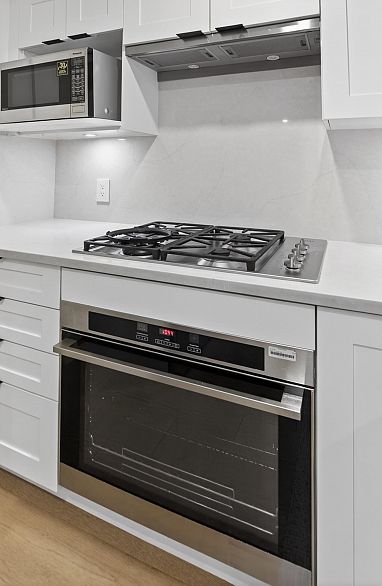 305 560 Cardero Street