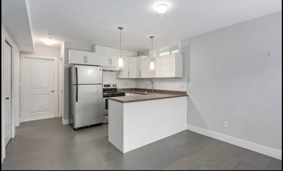 66 E 57th Avenue