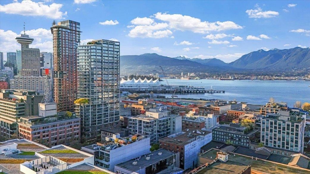 605 53 W Hastings Street