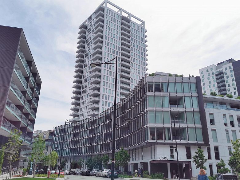 1001 3438 Sawmill Crescent