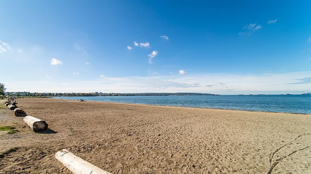 401 1406 Harwood Street