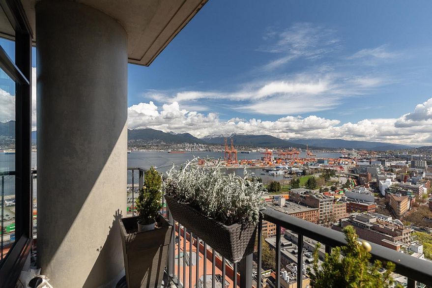 2903 128 W Cordova Street