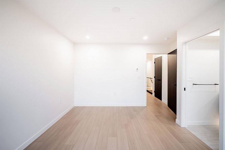 7962 Inverness Street