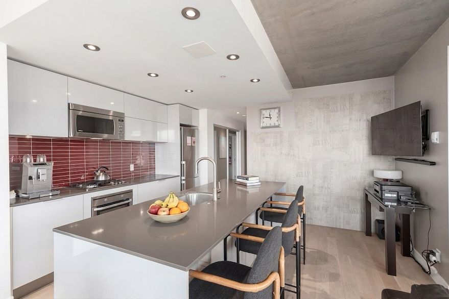 2903 128 W Cordova Street