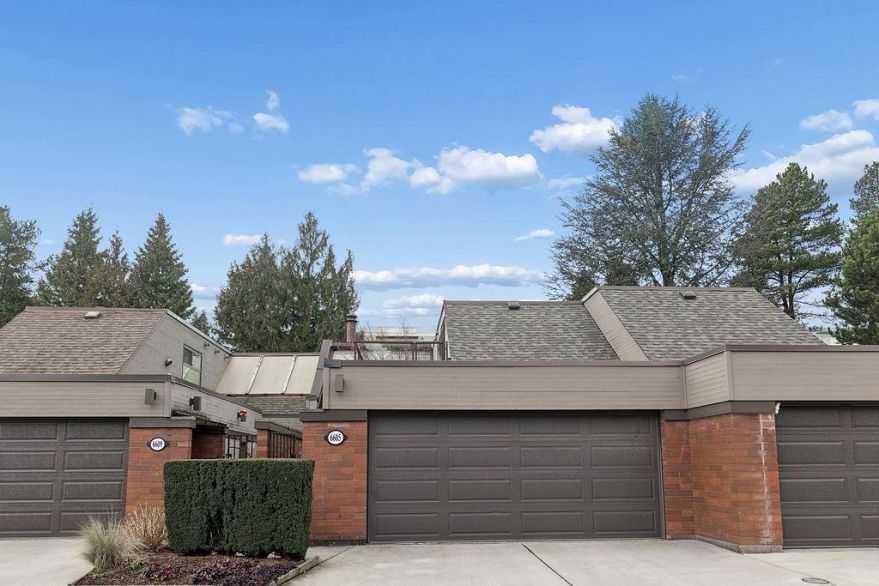 6605 Turnberry Crescent