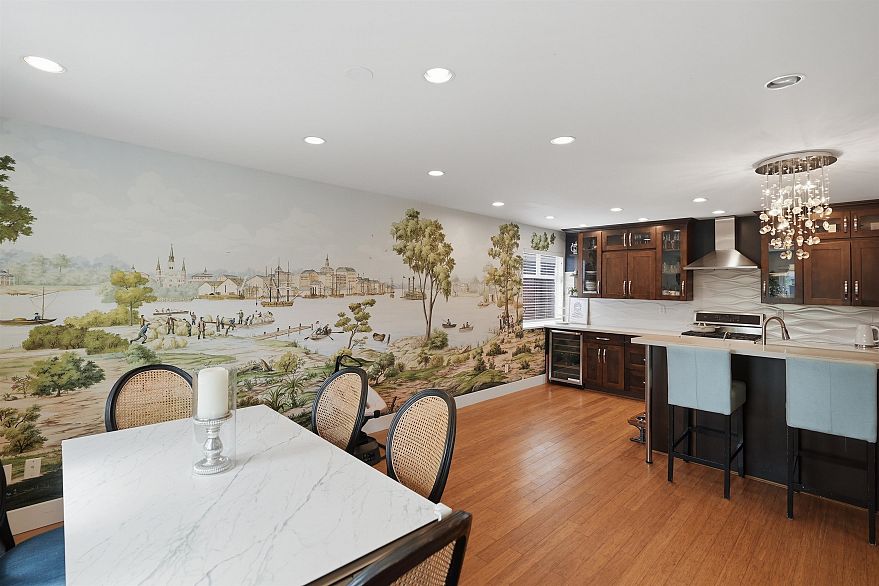 2015 Creelman Avenue