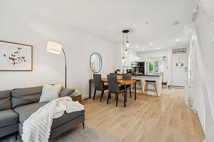 8528 Lighthouse Way