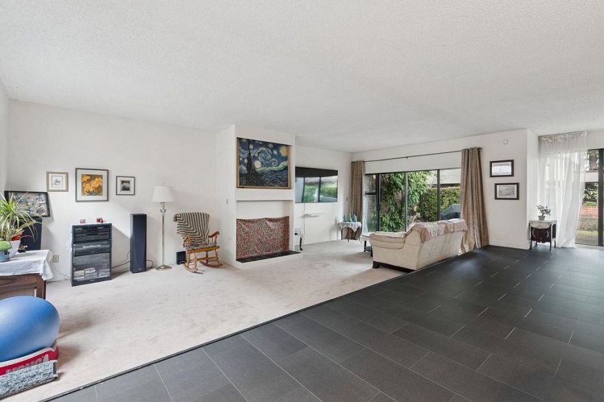 6626 Turnberry Crescent