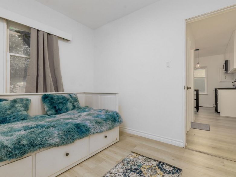 5231 Culloden Street