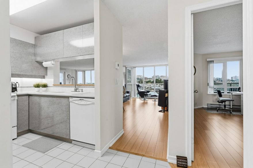 813 456 Moberly Road